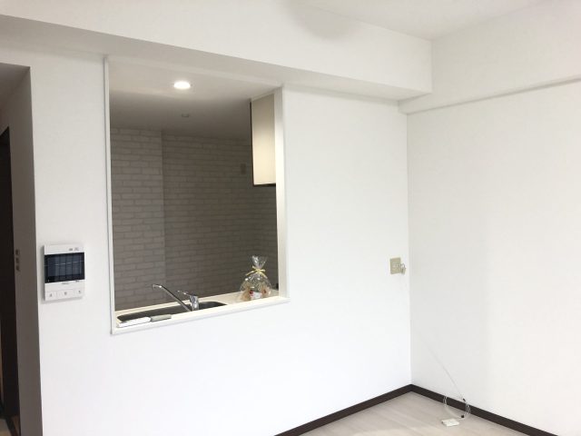 お客様の声【030】~清潔感あふれる明るい内装へ~